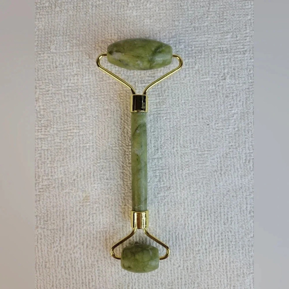 New in  box Lori Jade Face Massage Roller Beauty Face Treatment - Picture 5 of 10